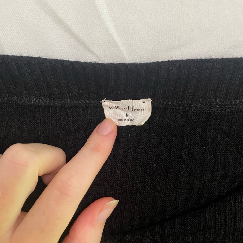 Wilfred Black Ribbed Knit Sweater - Picture 2 of 3